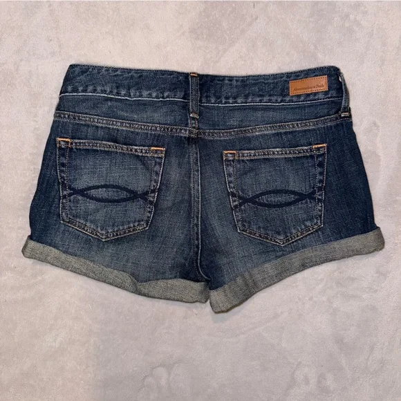 Abercrombie and Fitch Dark Wash Multi-Button Denim Boyfriend Shorts - Picture 5 of 6